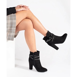 Shelvt Botas de mujer de ante negro en el poste. 4