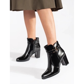 Botines de tacón de charol negro de Sergio Leone 2