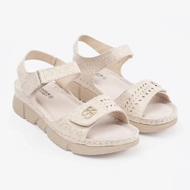 Goodin Sandalias de velcro de mujer beige ligera con un adorno 1