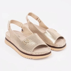 Goodin Sandalias de oro suaves con un adorno dorado 2