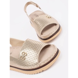 Goodin Sandalias de oro suaves con un adorno dorado 4