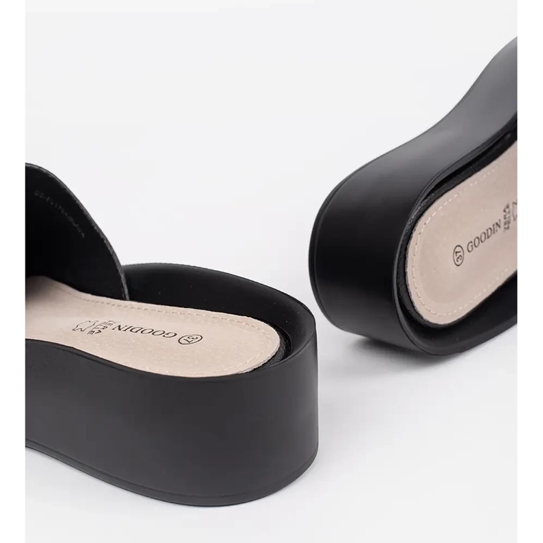 Goodin Chanclas de mujer negras con cadena. negro 1