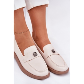 Mocasines de mujer elegantes con un pequeño detalle decorativo de Vinceza 62208 beige 7
