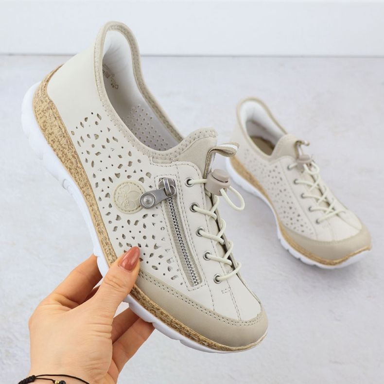 Zapatos para mujeres insertados cómodos beige rieker n42v3-60 1