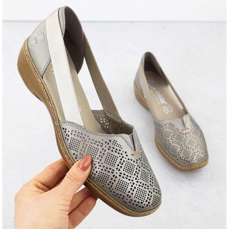 Zapatos de cuero a puertas de mujer, Meringue Comfort Rieker 41351-90 beige 1