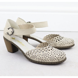 Sandalias de cuero para mujeres en el Rieker 40902-60 Beige Post 2