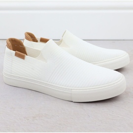 Las zapatillas textiles se deslizan en Białe Big Star RR274717 blanco 2