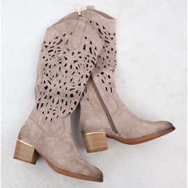 Botas abiertas con beige oscuro de gamuza Vinceza 58453 1