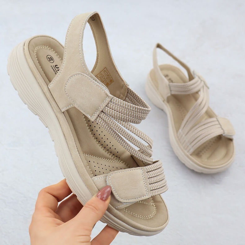 Sandalias para mujeres en la plataforma cómoda beige unisoft 8875 1 Sandalias para mujeres en la plataforma cómoda beige unisoft 8875 1