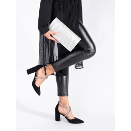 Salón de ante negro con lentejuelas. 5