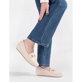 Goodin Mocasines beige en una cuña baja con un adorno 2