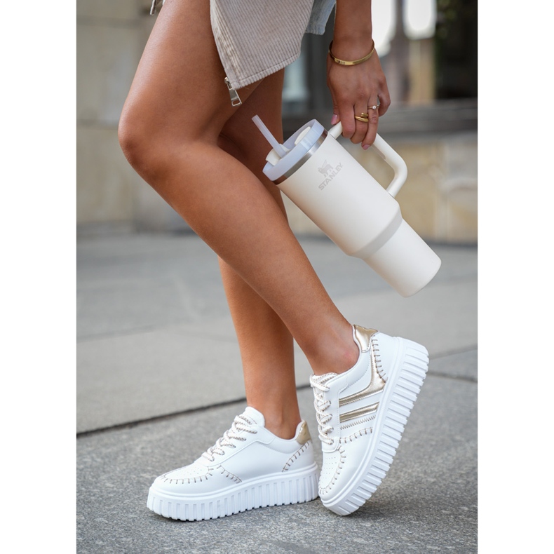 Zapatillas para mujeres en la plataforma de oro dorado 2