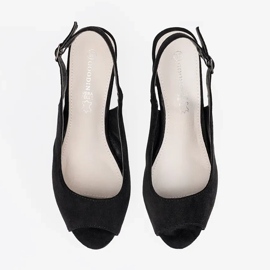 Goodin Sandalias de gamuza en un post negro 4
