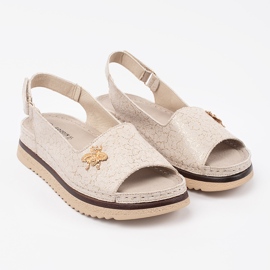 Goodin Sandalias beige en la plataforma con un alfiler 2