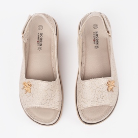 Goodin Sandalias beige en la plataforma con un alfiler 3