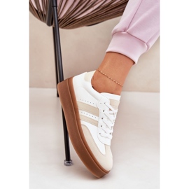 Zapatillas de deporte para mujeres en la plataforma con beige de cuero ecológico y blanco 8