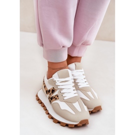 Zapatillas deportivas sports beige leopard estampado 5