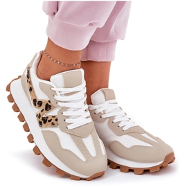 Zapatillas deportivas sports beige leopard estampado 10