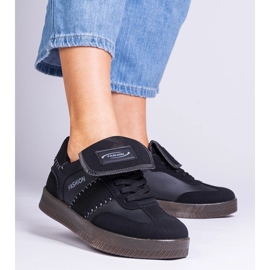 Zapatillas negras con plataforma y costuras. negro 1