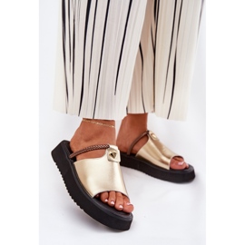 S.Barski Zapatillas de cuero para mujeres en la plataforma con un cinturón decorativo D&amp;A MK51-475 Oro dorado 2