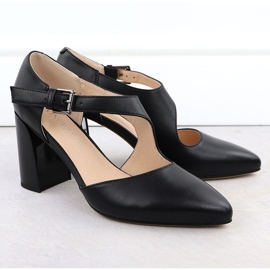 Bombas de cuero en los zapatos de pilares con Strip Black Vinceza 91133 negro 2