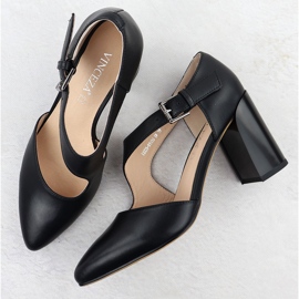 Bombas de cuero en los zapatos de pilares con Strip Black Vinceza 91133 negro 3