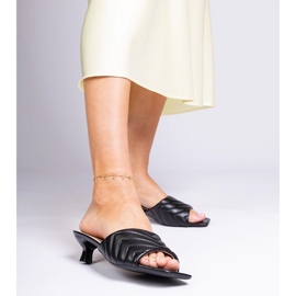 Sandalias negras de tacón bajo de Launay. negro 1 Sandalias negras de tacón bajo de Launay. negro 1