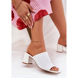 Zapatillas de altura de las mujeres blanco 7