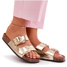 Chanclas para mujeres con abrazaderas en una suela dorada de corcho dorado 10