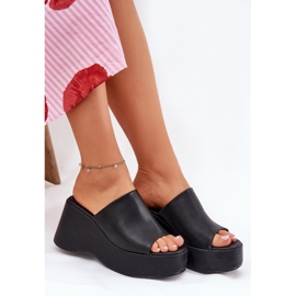 Zapatillas para mujeres de cuero ecológica en la plataforma y cuñas negras negro 9