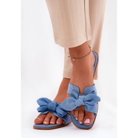 Chanclas de mujeres planas con arco azul 3