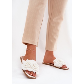 Chanclas de mujer plana con flores decorativas blancas blanco 2