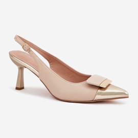 Elegantes tacones altos con decoración beige de cuero ecológico 3