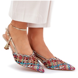 Tacones altos con un dedo del pie puntiagudo y un tacón multicolor abierto 9