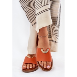 Chanclas para mujeres de cuero ecológica con detalles de naranja decorativa 3