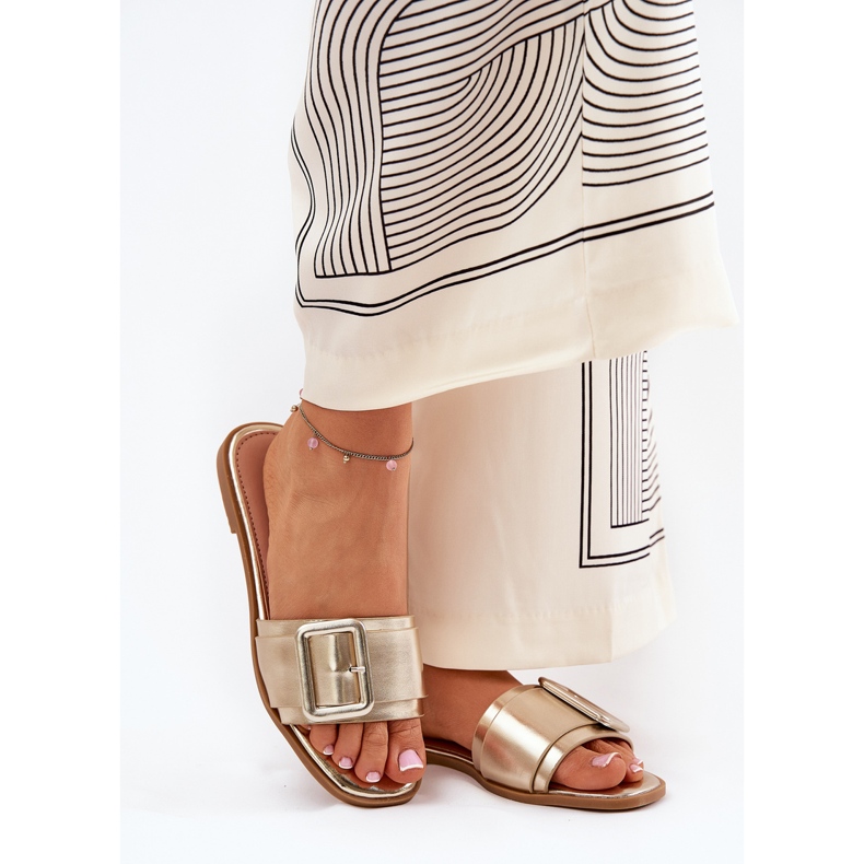 Zapatillas para mujeres de cuero ecológico plano con hebilla dorada dorado 2