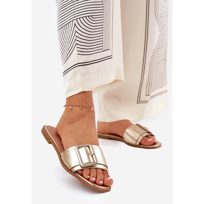 Zapatillas para mujeres de cuero ecológico plano con hebilla dorada dorado 1