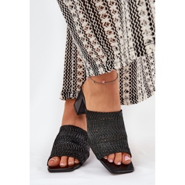 Chanclas para mujeres con tacones negros 3