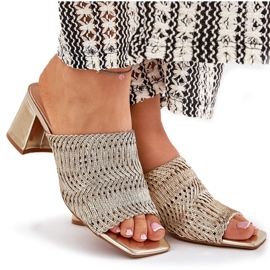 Chanclas para mujeres con tacones dorados 8