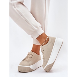 Zapatillas de deporte en una plataforma masiva beige suave 3
