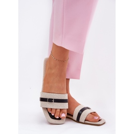 Chanclas de mujeres planas con cinturón y hebilla de color negro color beige 6