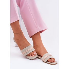 Chanclas de mujeres planas con beige de cinturón y hebilla 6