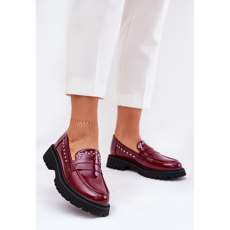 Mocasines de mujer barnizados con decoración de Borgoña rojo 2 Mocasines de mujer barnizados con decoración de Borgoña rojo 2