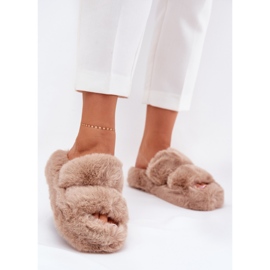 Zapatillas de piel para mujeres en la plataforma de color caqui beige 2