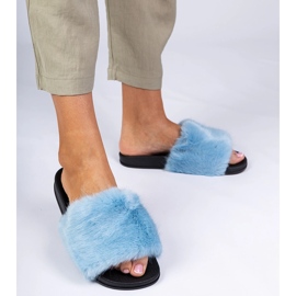 Chanclas azules 1 Chanclas azules 1