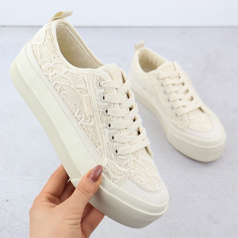 Zapatillas bajas para mujeres con encaje beige big star rr274746 1