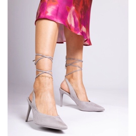 Tacones grises con tacón de Hakol 2