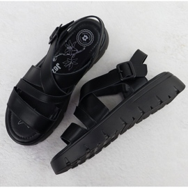 Sandalias de cuero para mujeres en la plataforma Roman Black Jezzi 8716 negro 3