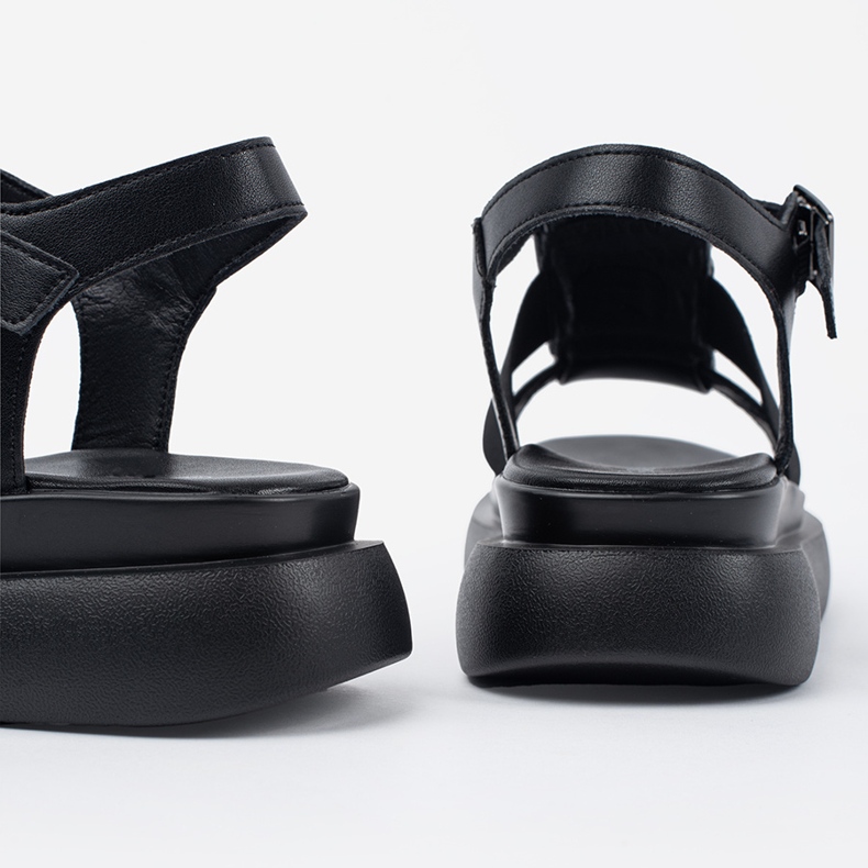 Goodin Sandalias elegantes de cuero negro en la plataforma 1