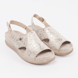 Goodin Ligera -Beige sandalias planas con hebilla 3